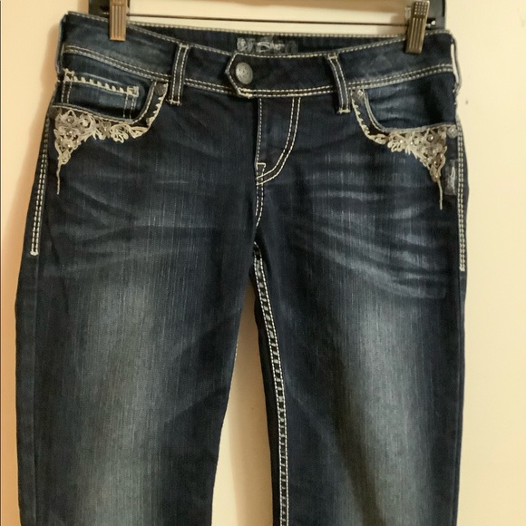 Women’s Silver Tuesday Jeans. - Picture 4 of 12